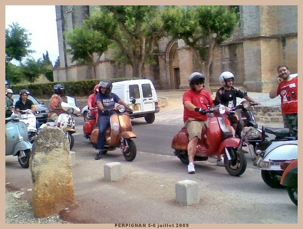 Photo007-border.jpg