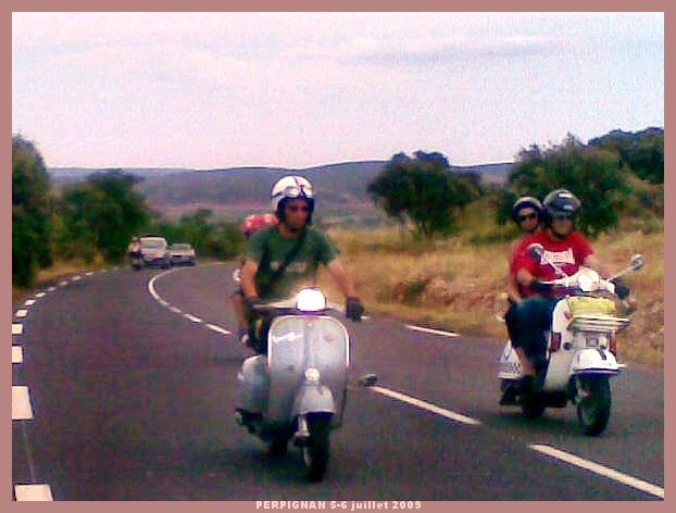 Photo013-border.jpg